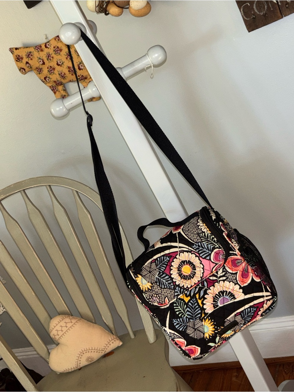 Vera Bradley Black Floral insulated lunch bag